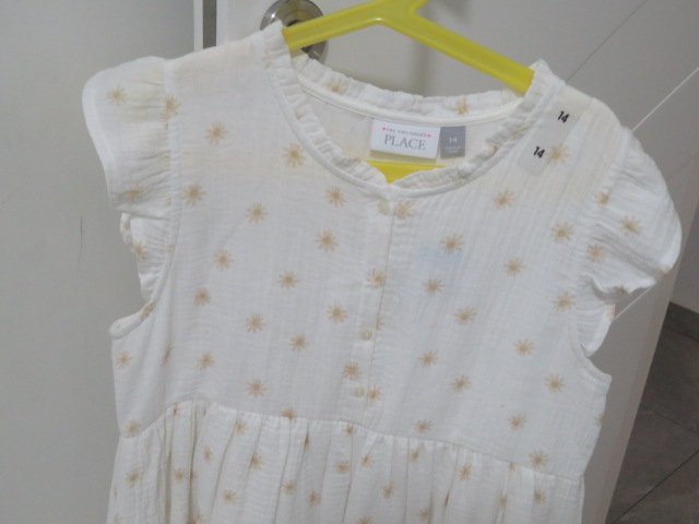 שמלה לילדה PLACE מידה 14 
(באורך מתאים לילדה בת 10)