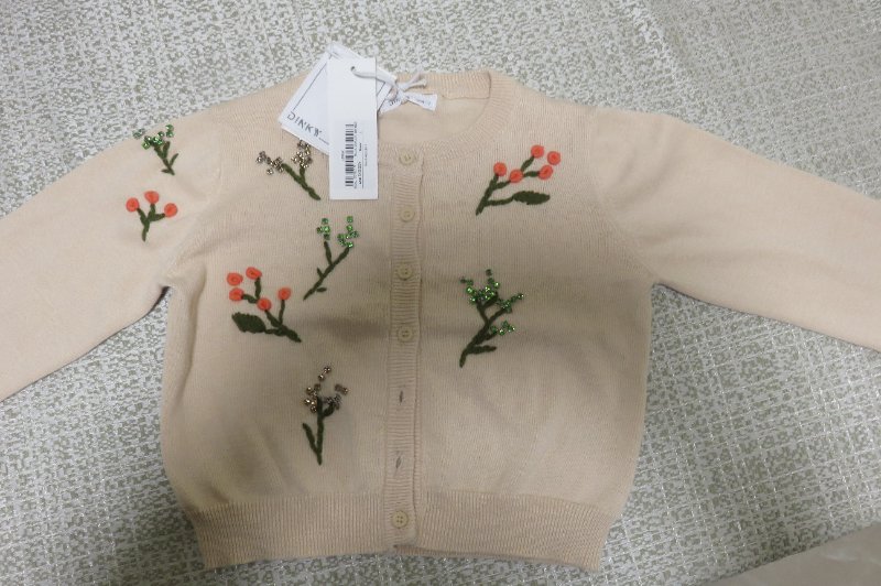 סריג מושלם לילדה מידה 7 של בנים - DINKY 
נקנה בסוף העונה ולא תואם למידה.
מחיר מועדון - 159 "ח