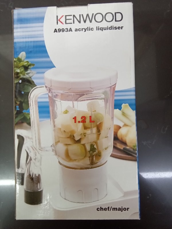 בלנדר Kenwood מקורי - חדש בקופסה!
דגם A993A  מכיל 1.2 ליטר
לא נפתח, כולל הכל באריזה מקורית.
מתאים למיקסרי CHEF / MAJOR של קנווד.
נוח לטחינה, ערבול ומרקים – איכות של Kenwood.
-- הזדמנות נדירה - הדגם לא זמין בחנויות!