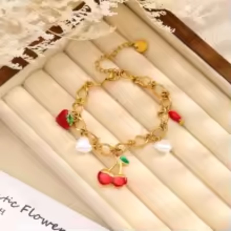 צמיד ממש יפה!
חדש באריזה!
גדול מדי על הבת שלי