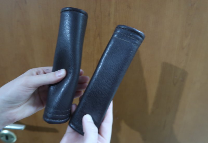 כיסוי בצבה חום לידיות לעגלת בוגבו, יכולה להגיע להרים בסביבת ביתר