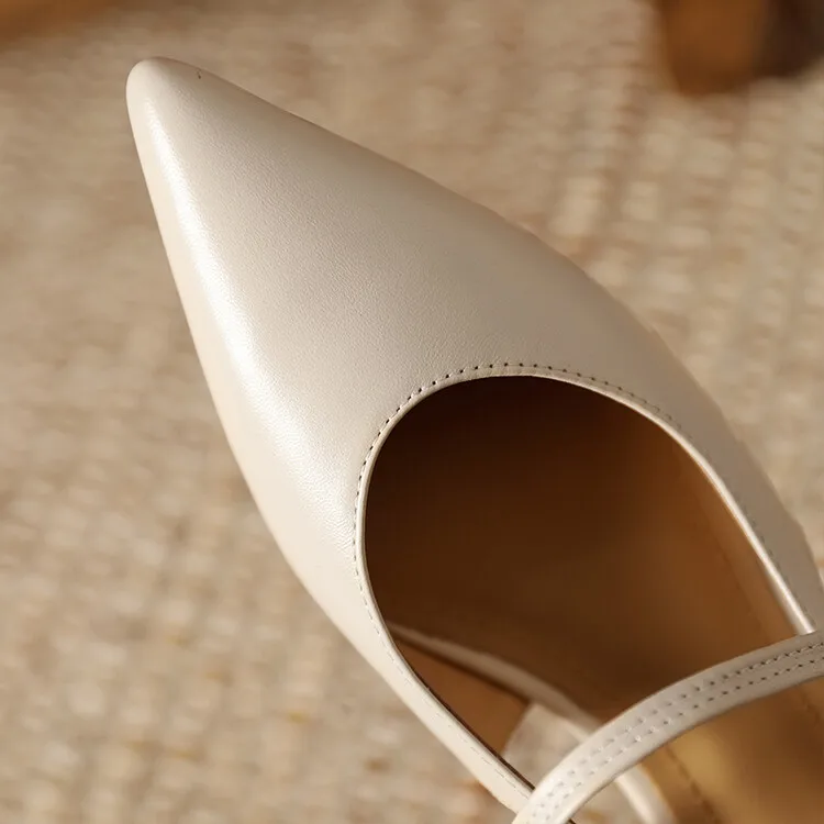 סנדל אלגנטי שמנת