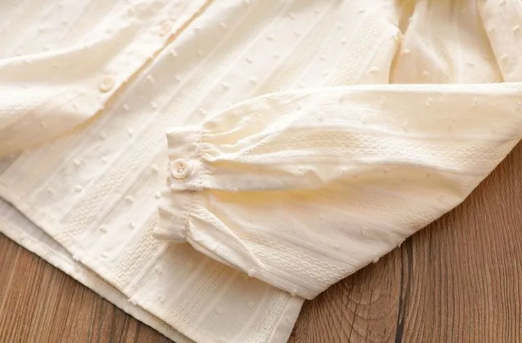 חולצת מלמלה בז' לסבתא